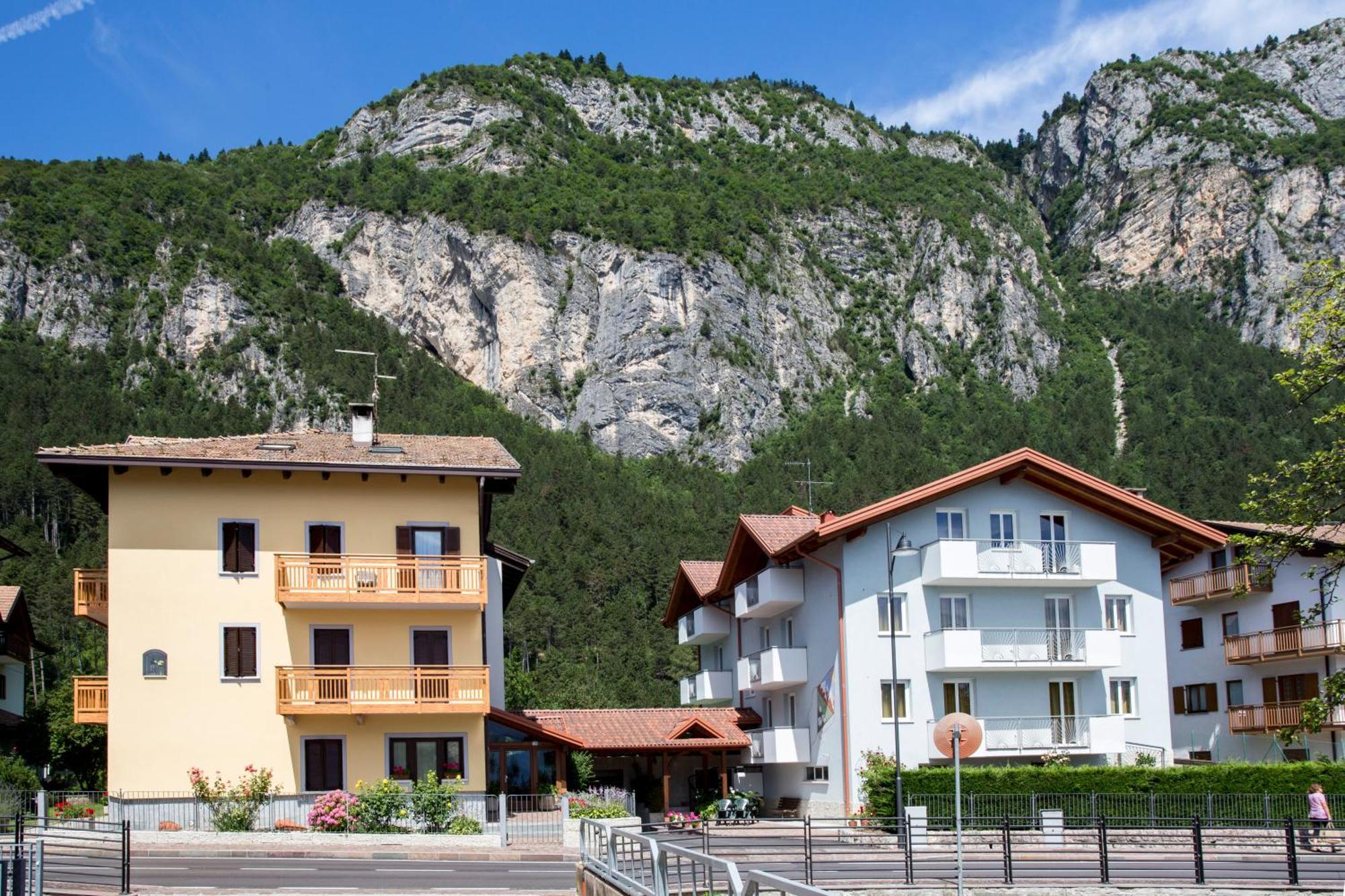 Appartamenti Aquilone Фай-делла-Паганелла Экстерьер фото